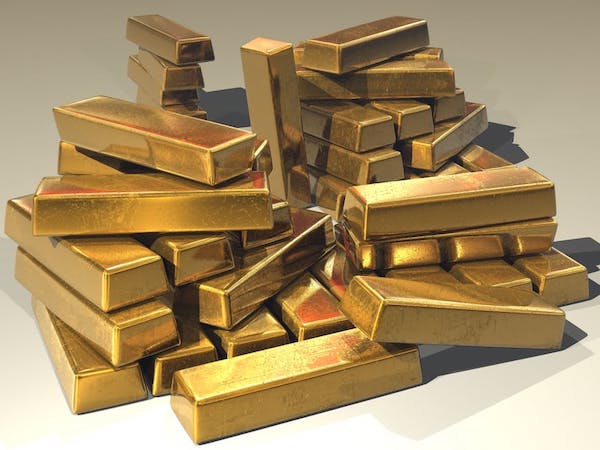 8 Important Reasons to Invest in Precious Metals